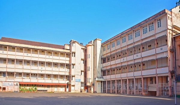 Featured Image of Schools Near Godrej Aravya Estate